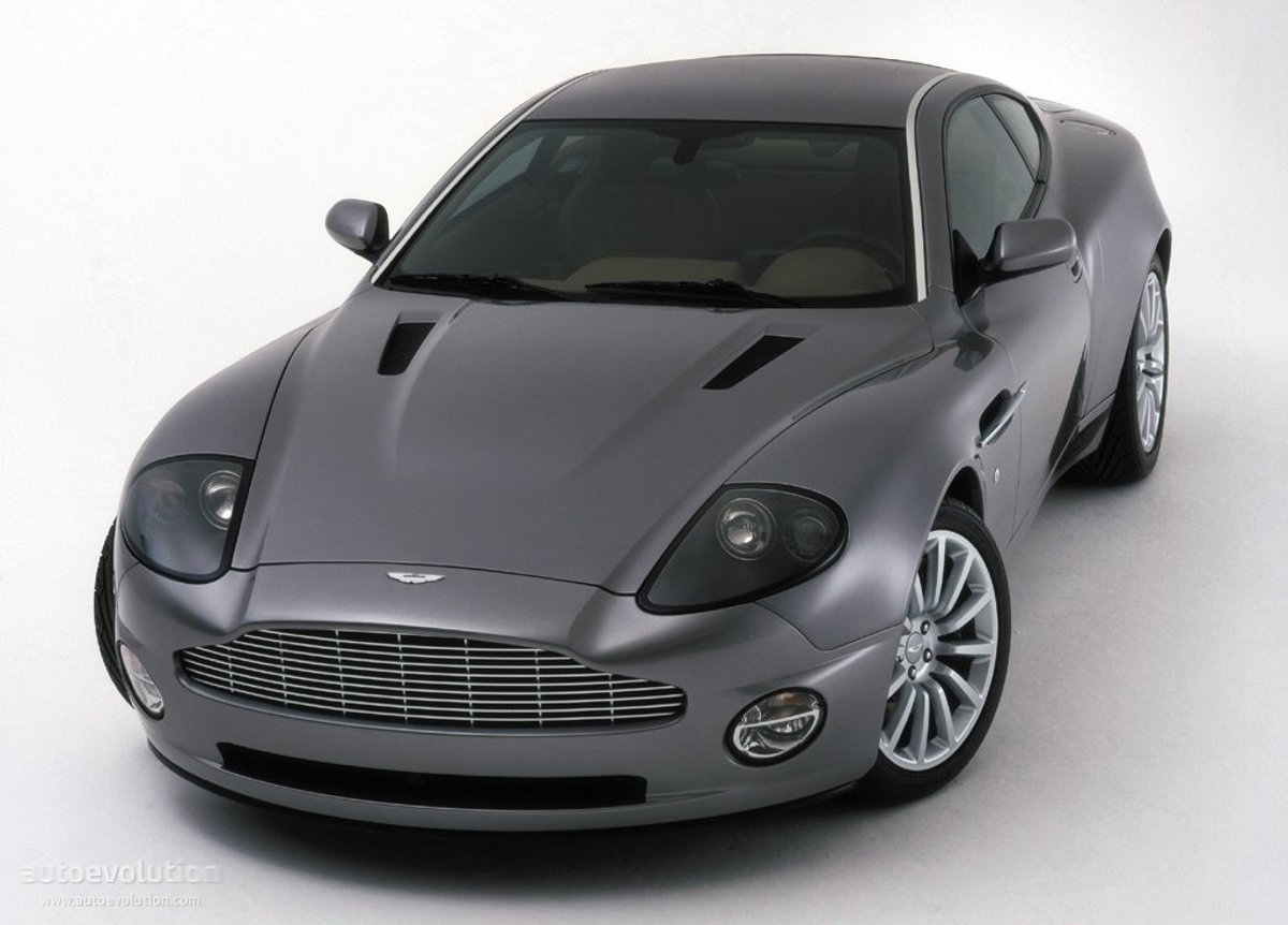 Aston Martin Aston Martin Vanquish