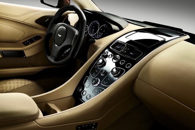 Aston Martin Vanquish Foto 9