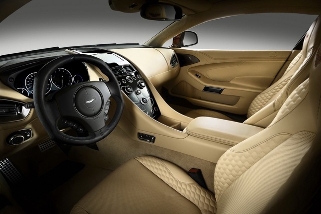 Aston Martin Vanquish Foto 11