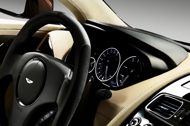 Aston Martin Vanquish Foto 12