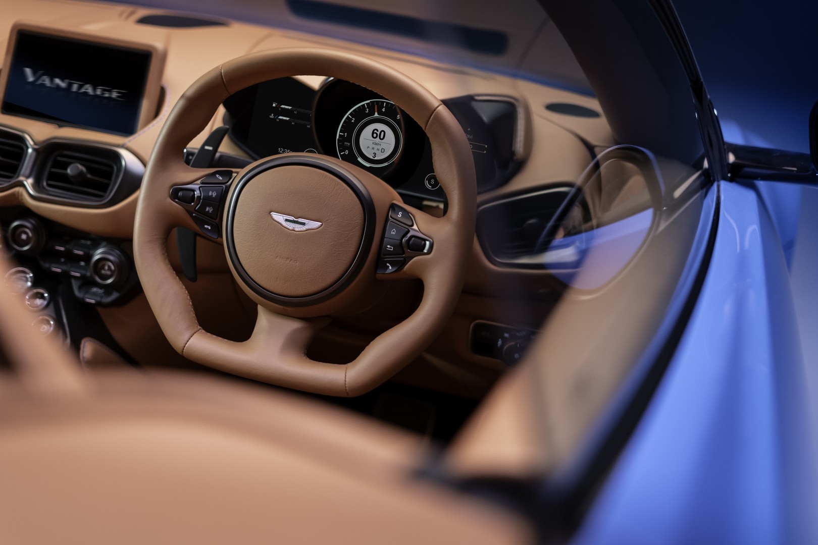 Aston Martin Vantage Roadster photo 40