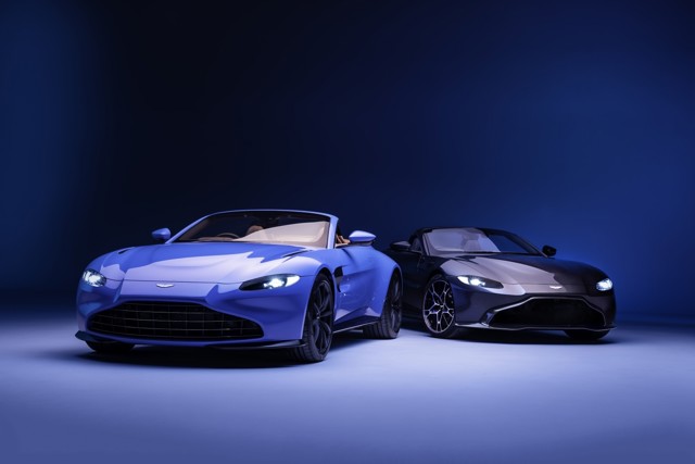 Aston Martin Vantage Roadster photo 2