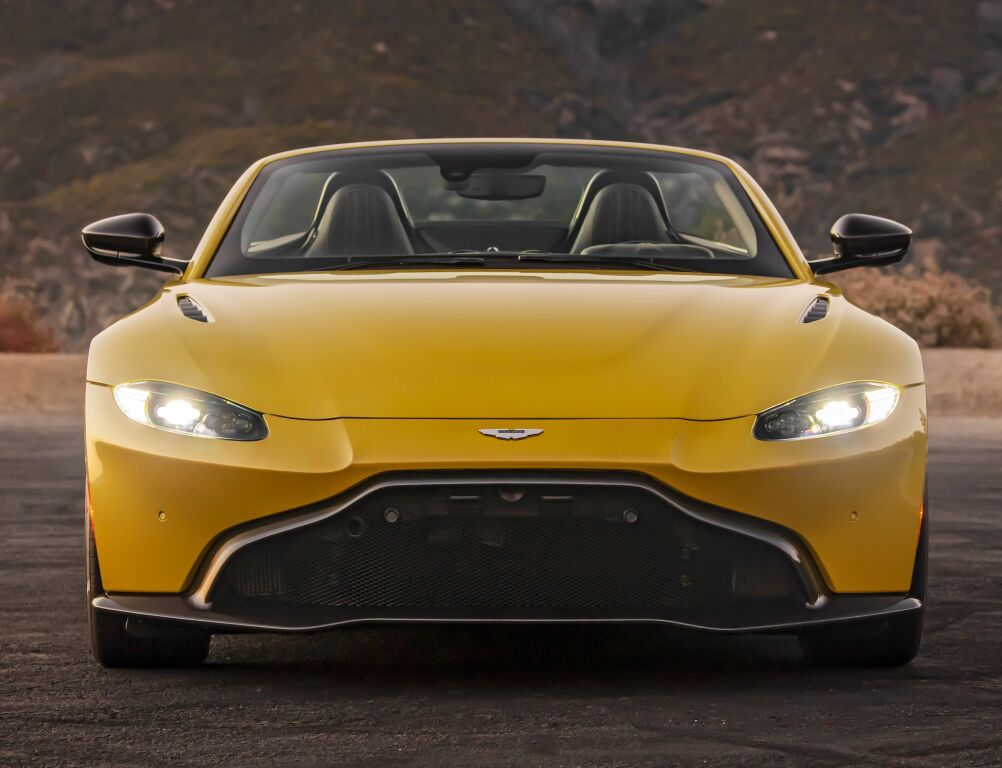 Aston Martin Vantage Roadster photo 13