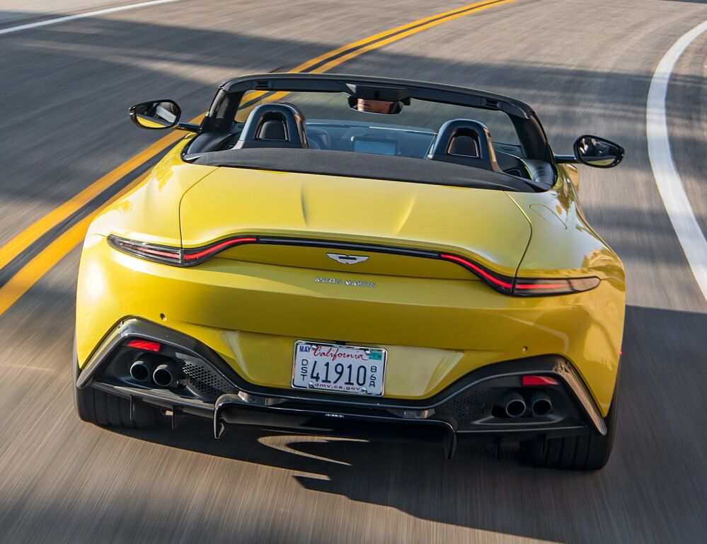 Aston Martin Vantage Roadster photo 17
