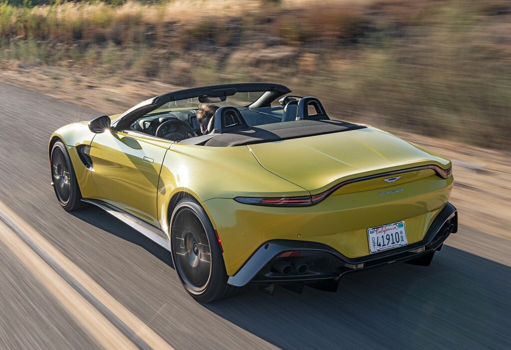 Aston Martin Vantage Roadster photo 22