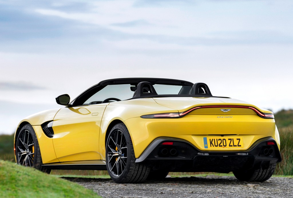 Aston Martin Vantage Roadster photo 36