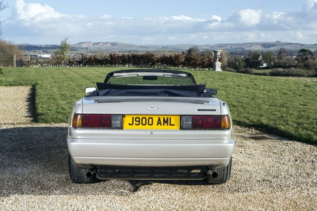 Aston Martin Virage Volante photo 7