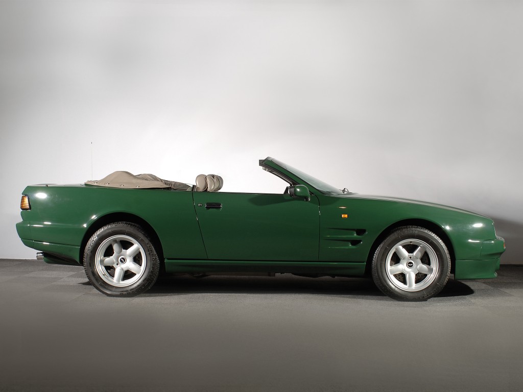 Aston Martin Virage Volante photo 29
