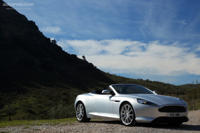 Aston Martin Virage Volante foto 10