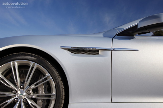 Aston Martin Virage Volante foto 13