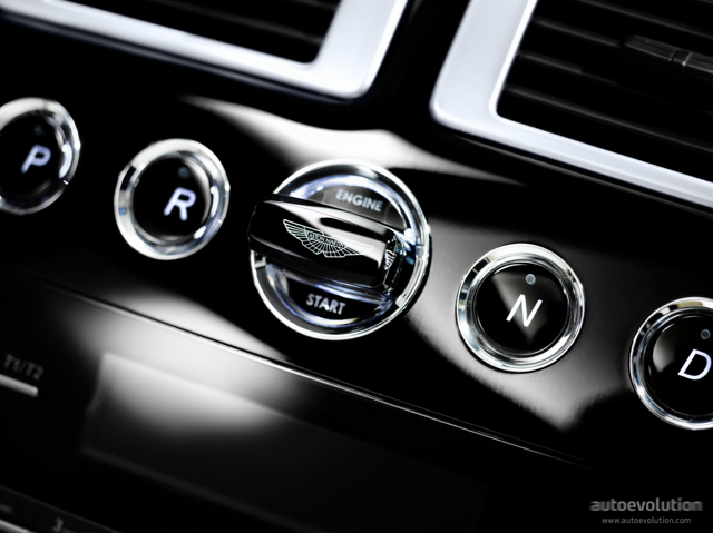 Aston Martin Virage Volante foto 14