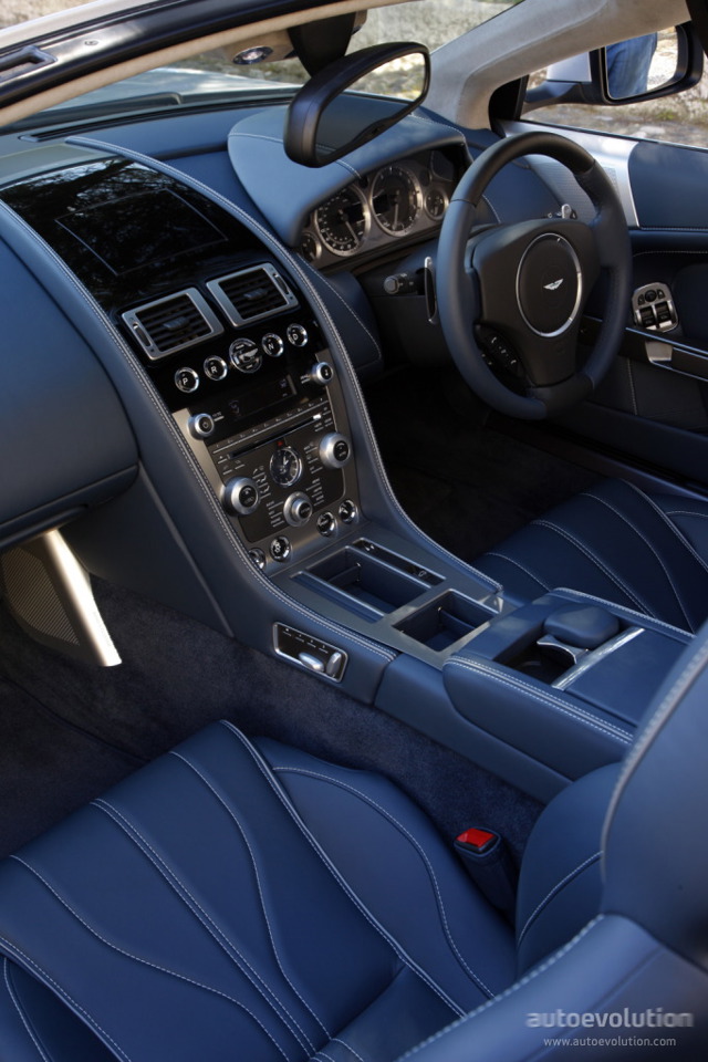 Aston Martin Virage Volante foto 19