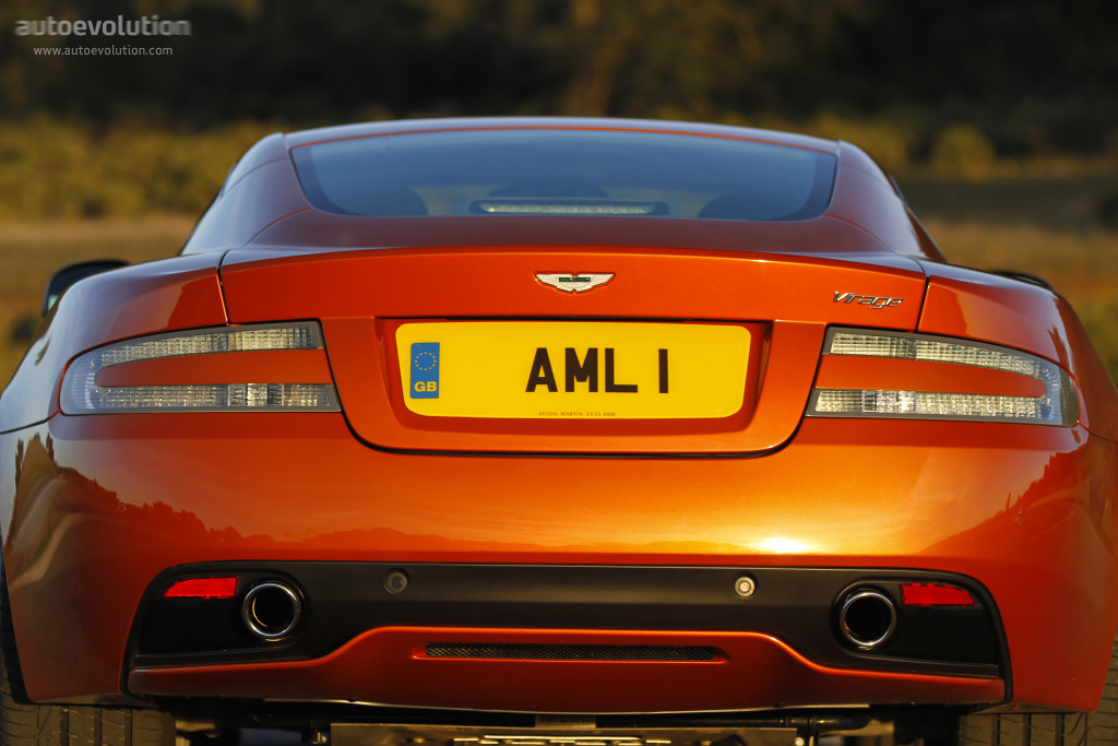 Aston Martin Virage photo 25