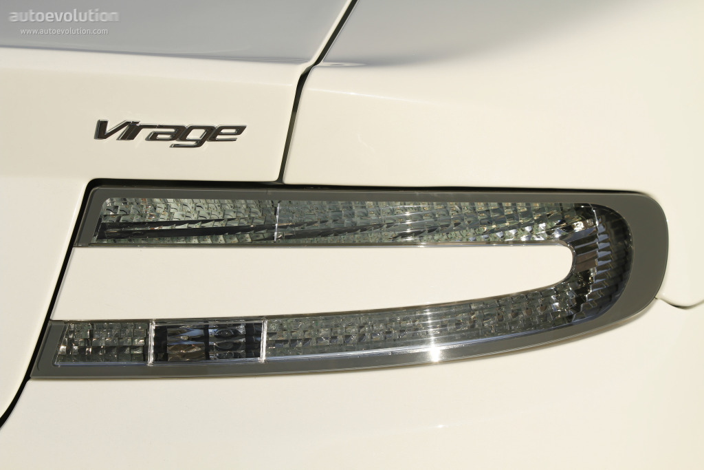 Aston Martin Virage photo 33