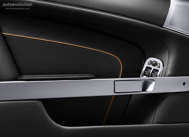 Aston Martin Virage photo 48