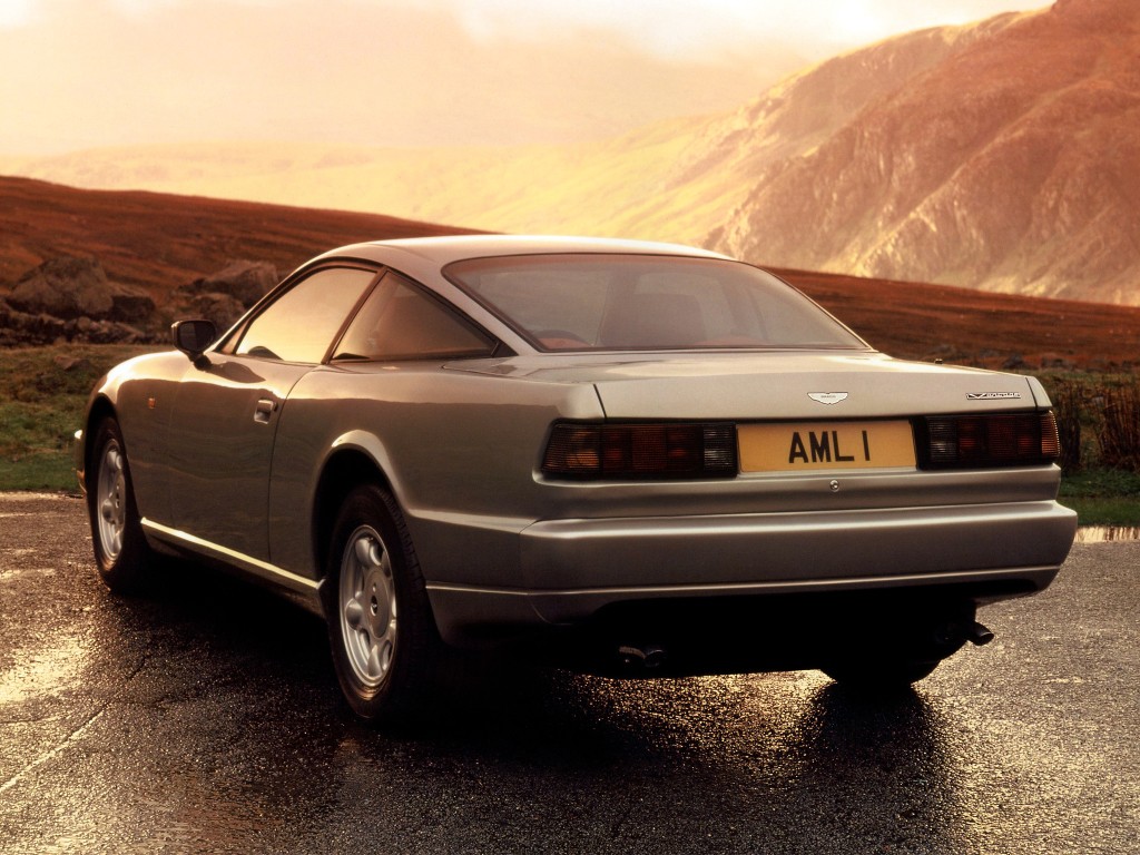 Aston Martin Virage photo 22