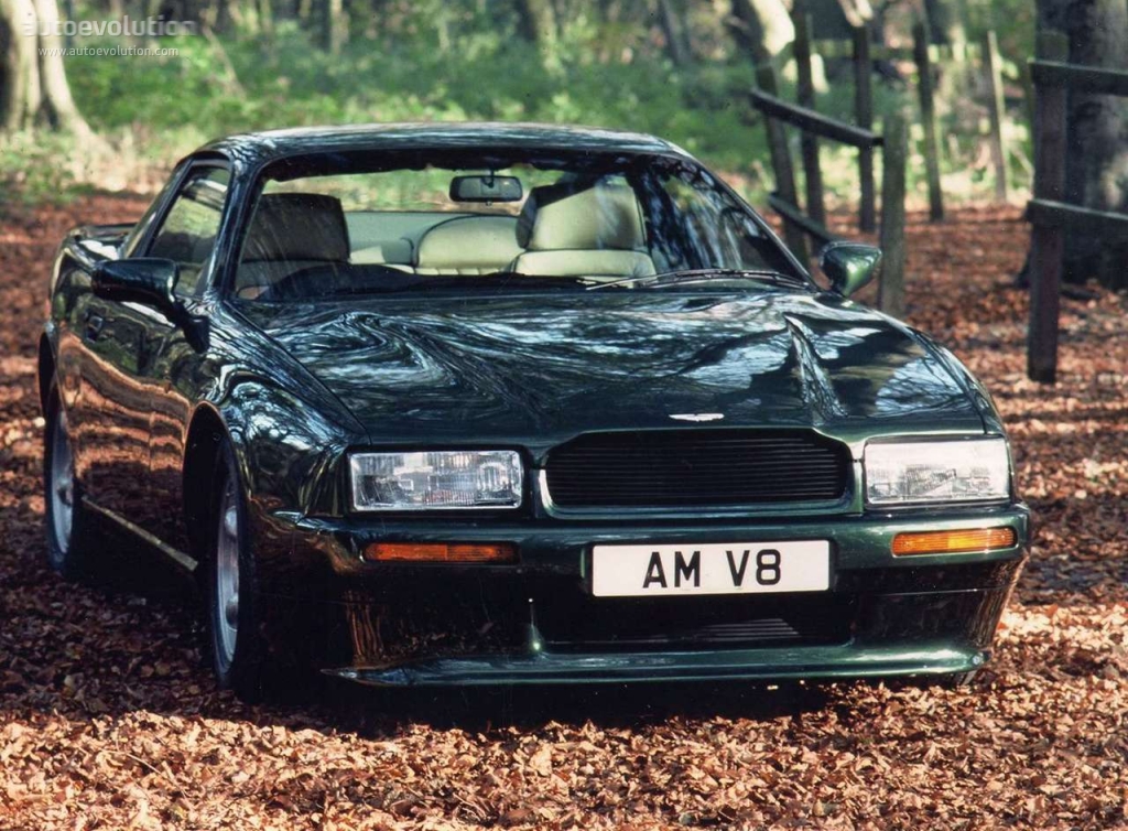Aston Martin Virage photo 2