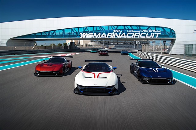 Aston Martin Vulcan foto 11