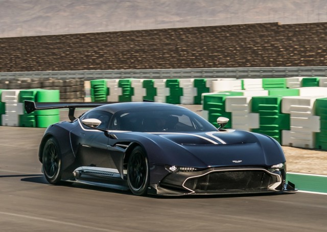 Aston Martin Vulcan foto 29