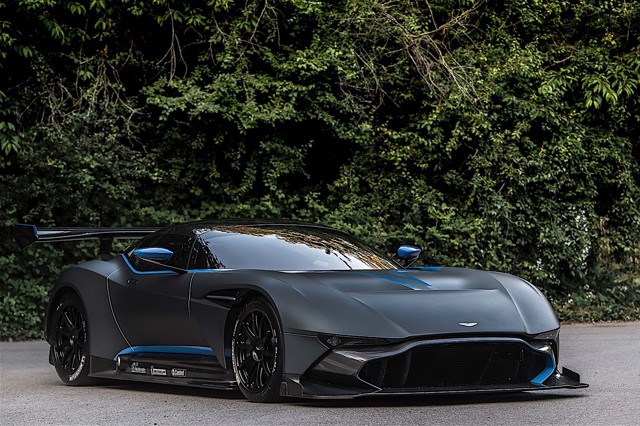 Aston Martin Vulcan foto 2