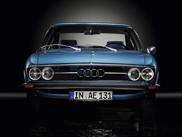 Audi 100 Coupe photo 9