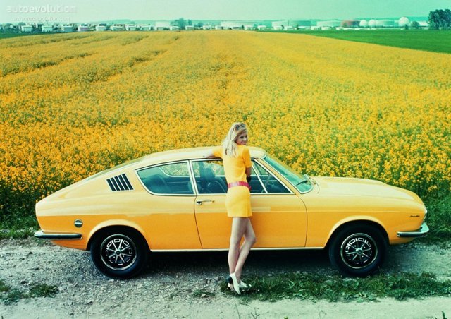Audi 100 Coupe photo 2