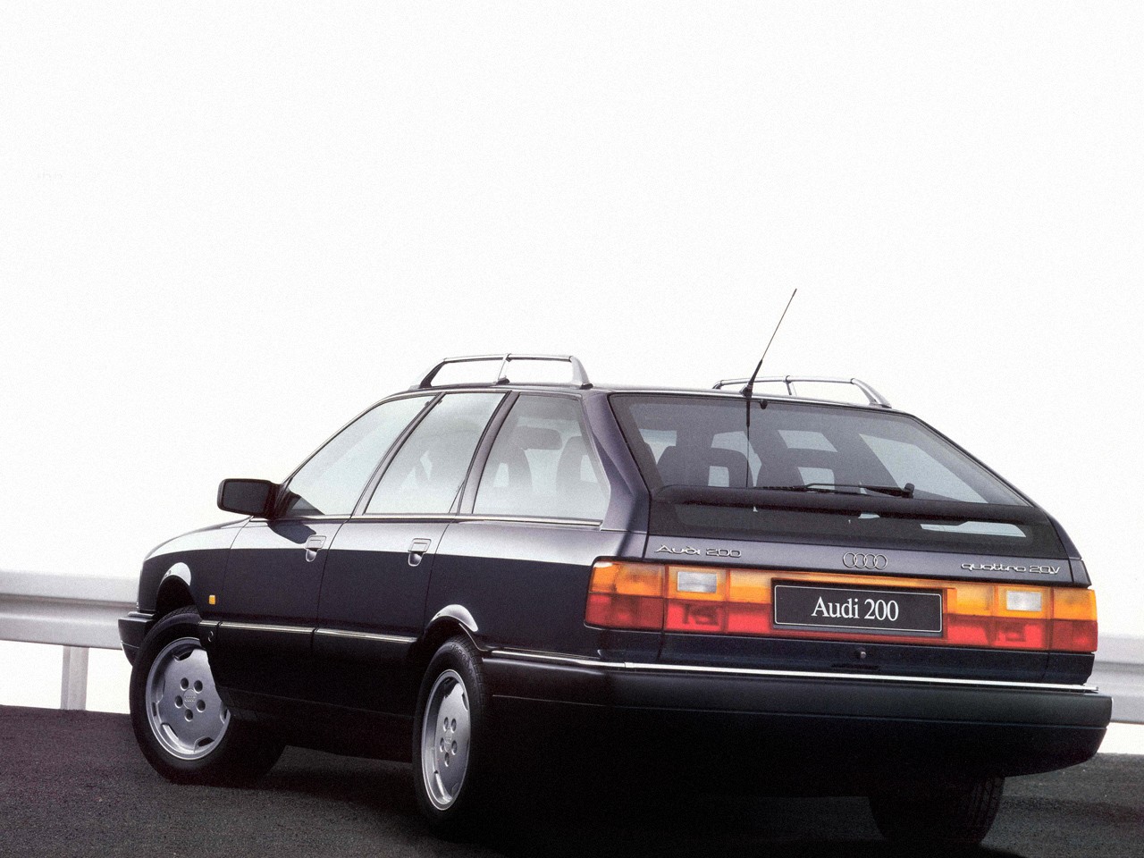 Audi 100/ 200 Avant photo 8