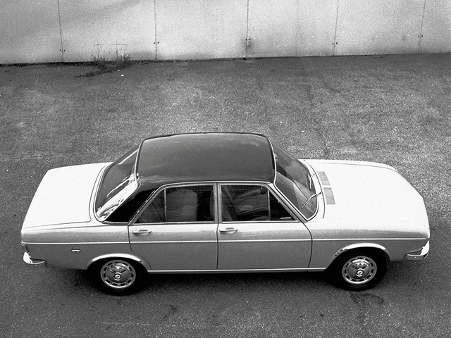 Audi 100/ 200 photo 8