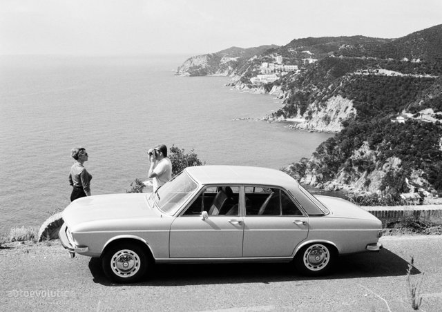 Audi 100/ 200 photo 4