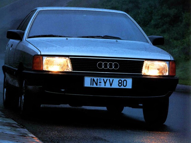 Audi 100/ 200 photo 8