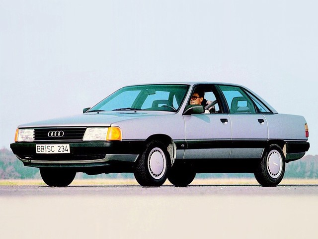 Audi 100/ 200 photo 9