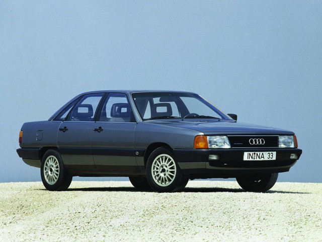 Audi 100/ 200 photo 17