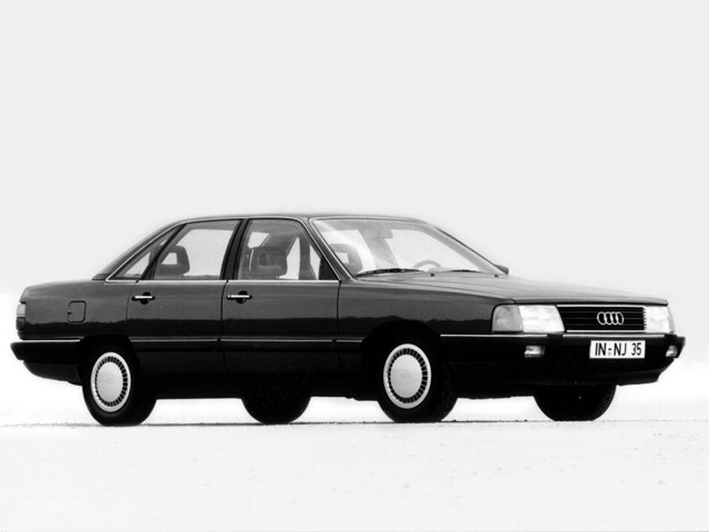 Audi 100/ 200 photo 27