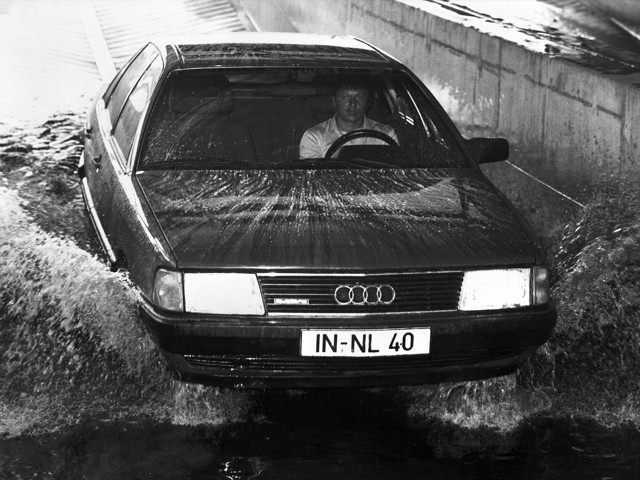 Audi 100/ 200 photo 31