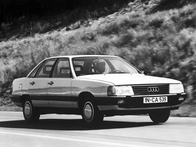 Audi 100/ 200 photo 32