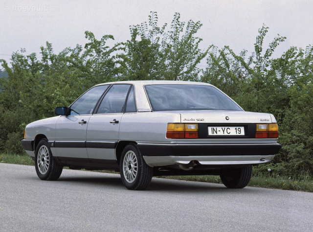 Audi 100/ 200 photo 1