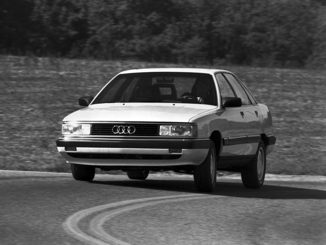 Audi 100/ 200 photo 9