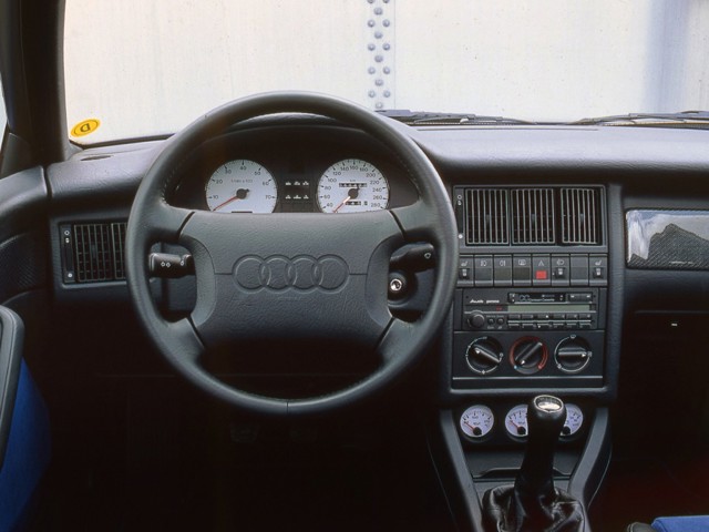 Audi 80 Avant Rs2 photo 26