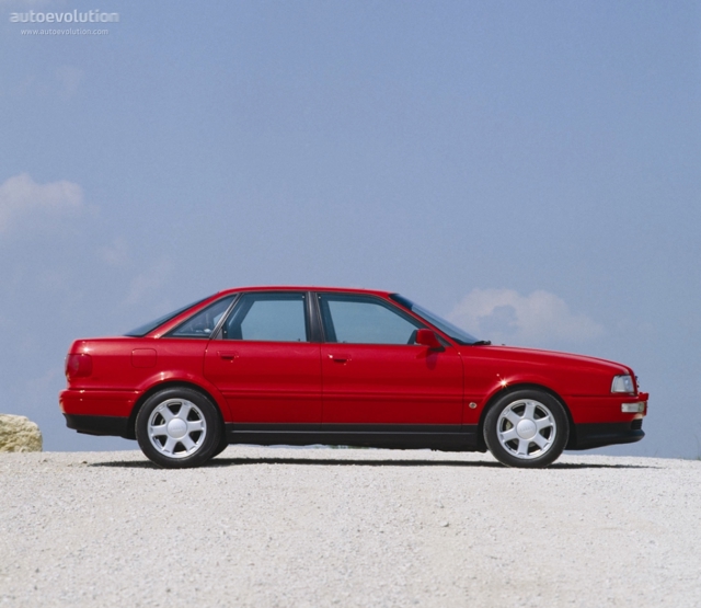 Audi 80 S2 photo 2