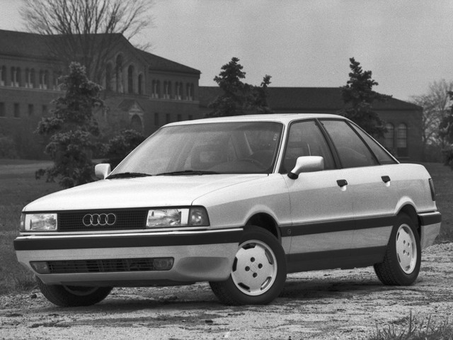 Audi 90 Foto 2