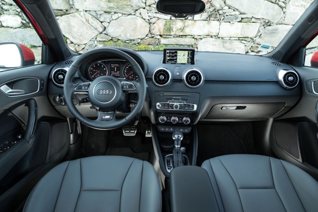 Audi A1 photo 30