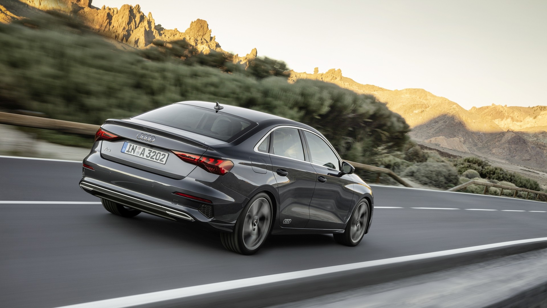 Audi A3 Sedan photo 3