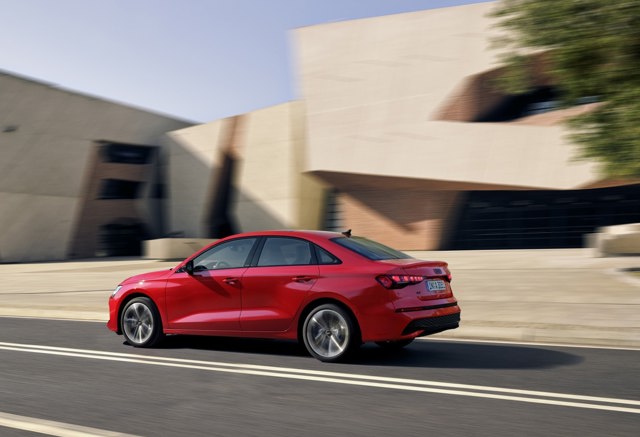 Audi A3 Sedan photo 2