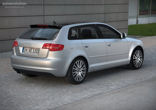 Audi A3 Sportback photo 1