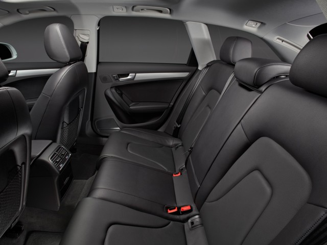 Audi A4 Allroad photo 75