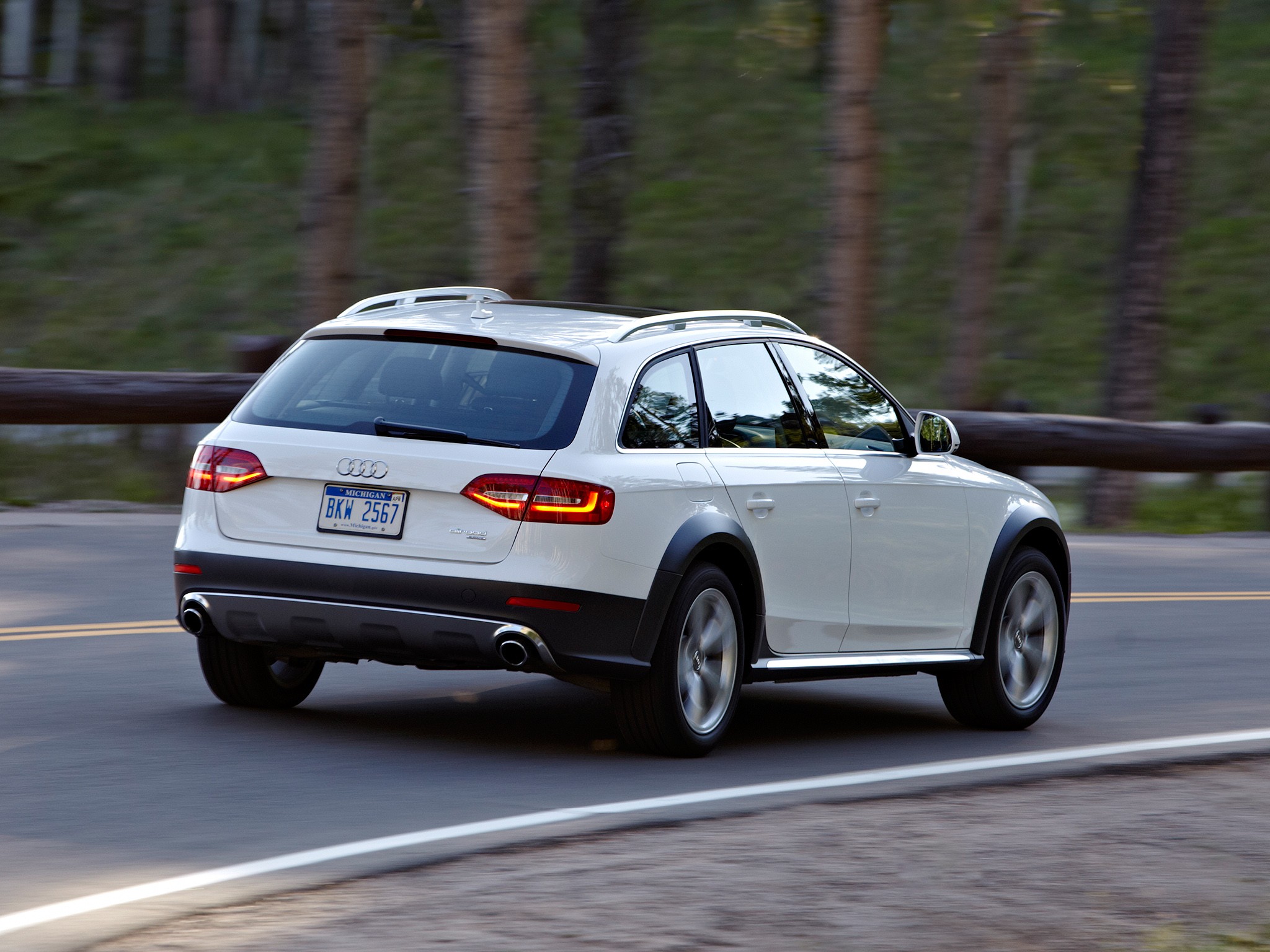 Audi A4 Allroad photo 26