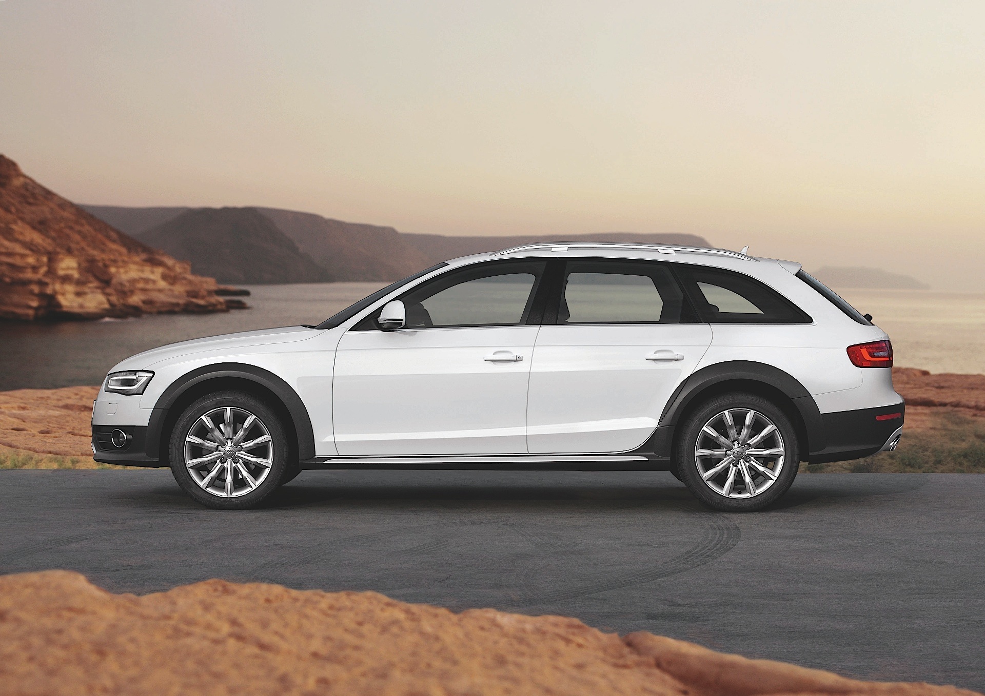 Audi A4 Allroad photo 15