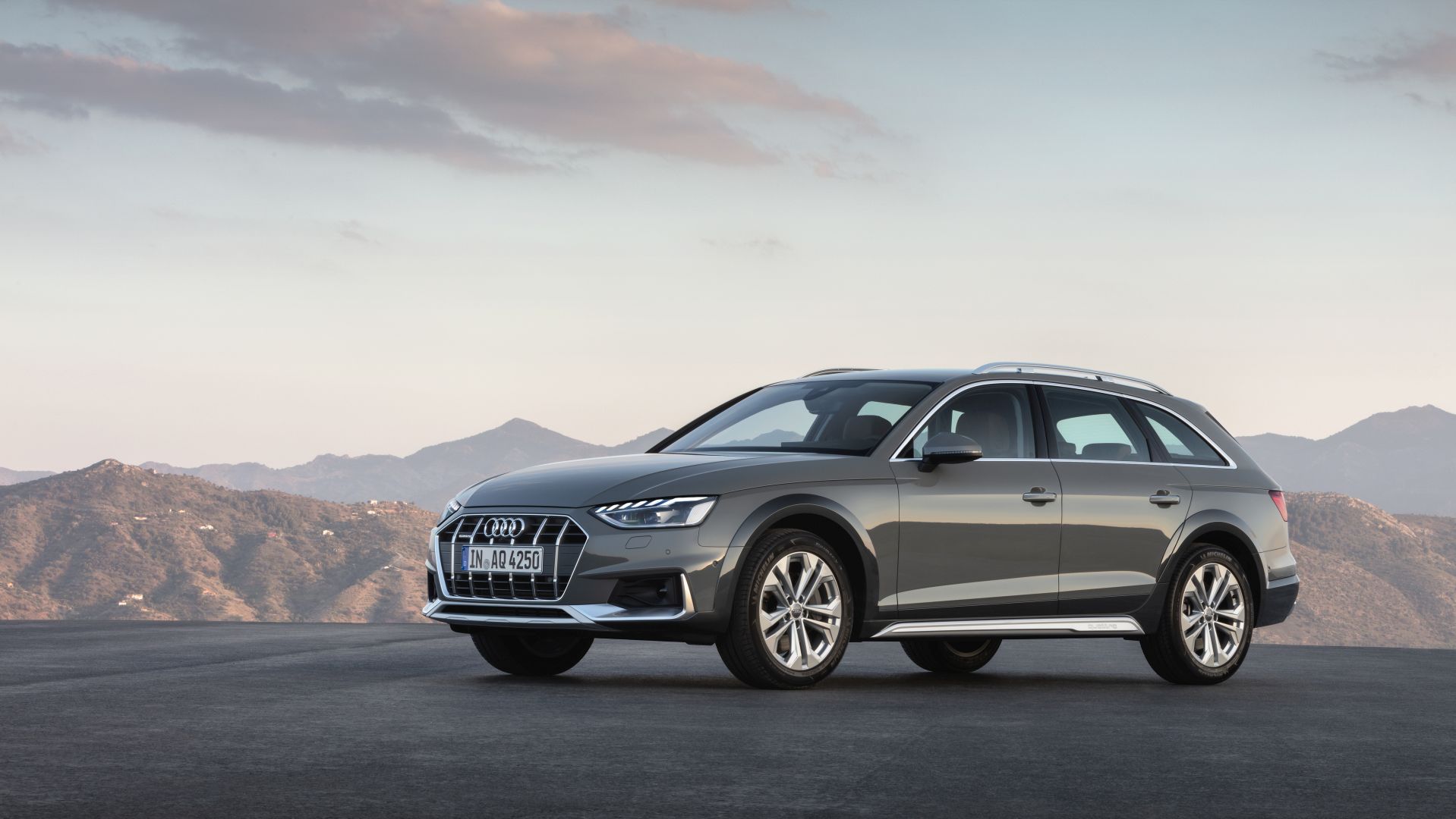 Audi A4 Allroad photo 4