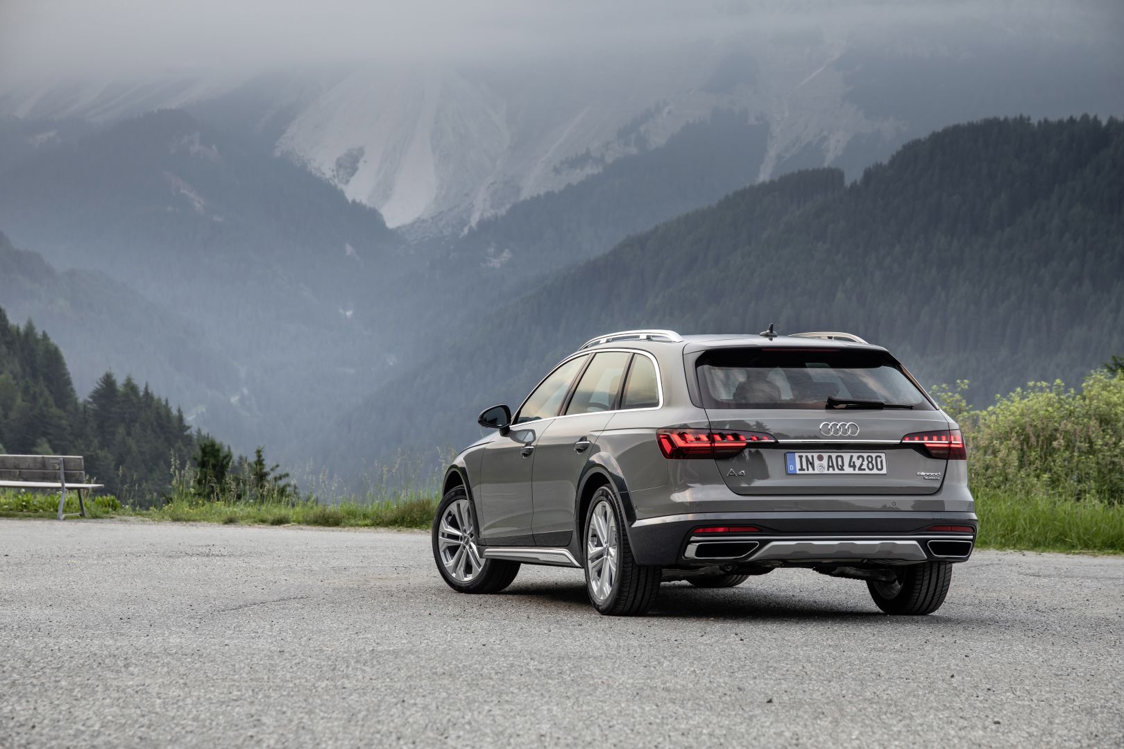 Audi A4 Allroad photo 7