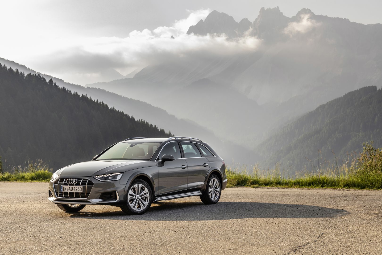 Audi A4 Allroad photo 9